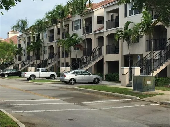 5800 W Sample Rd APT 307, Pompano Beach, FL 33067