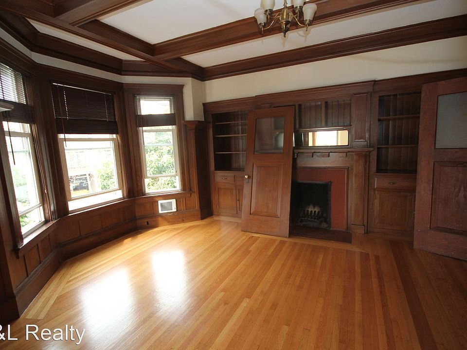 1st image of 3490-3498 18th St #3494