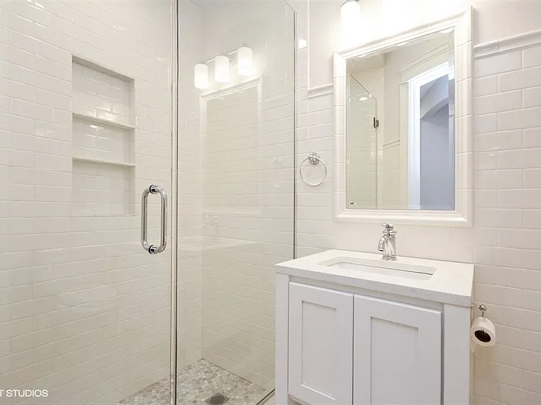 Unit 101 Bathroom