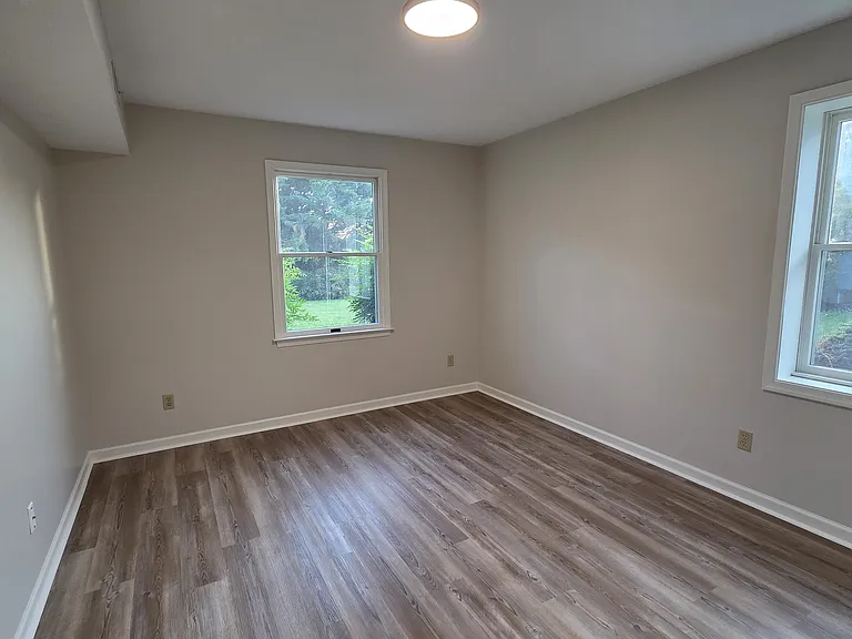 1220 Harmony Dr #C — Photo 11