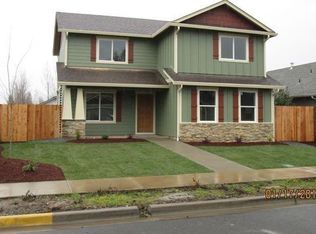 2876 SW Shimmer Ln, Grants Pass, OR 97527