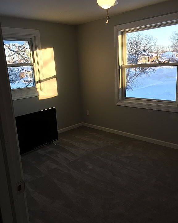 2nd image of 249 Macarthur Dr