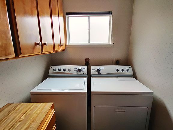 4th image of 1235 Gehrig Ave