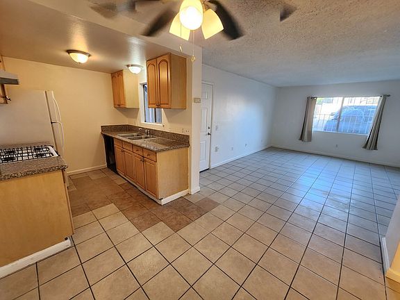 5th image of 3808 Cottonwood St #3808C