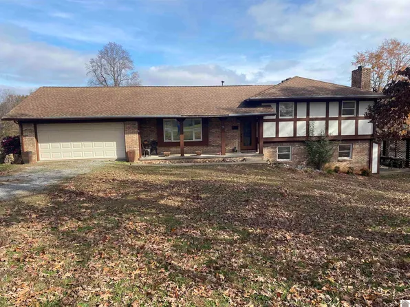 168 Hilltop St, Cadiz, KY 42211