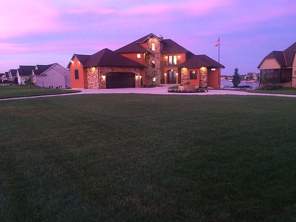3rd image of 6157 16th Ave