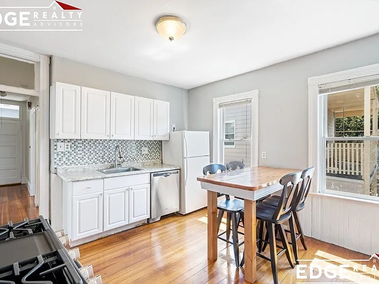 71-73 Neponset Ave #3 — Photo 3