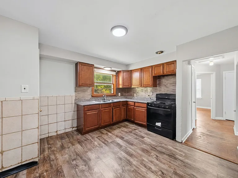 8515 Jenny Dr — Photo 33