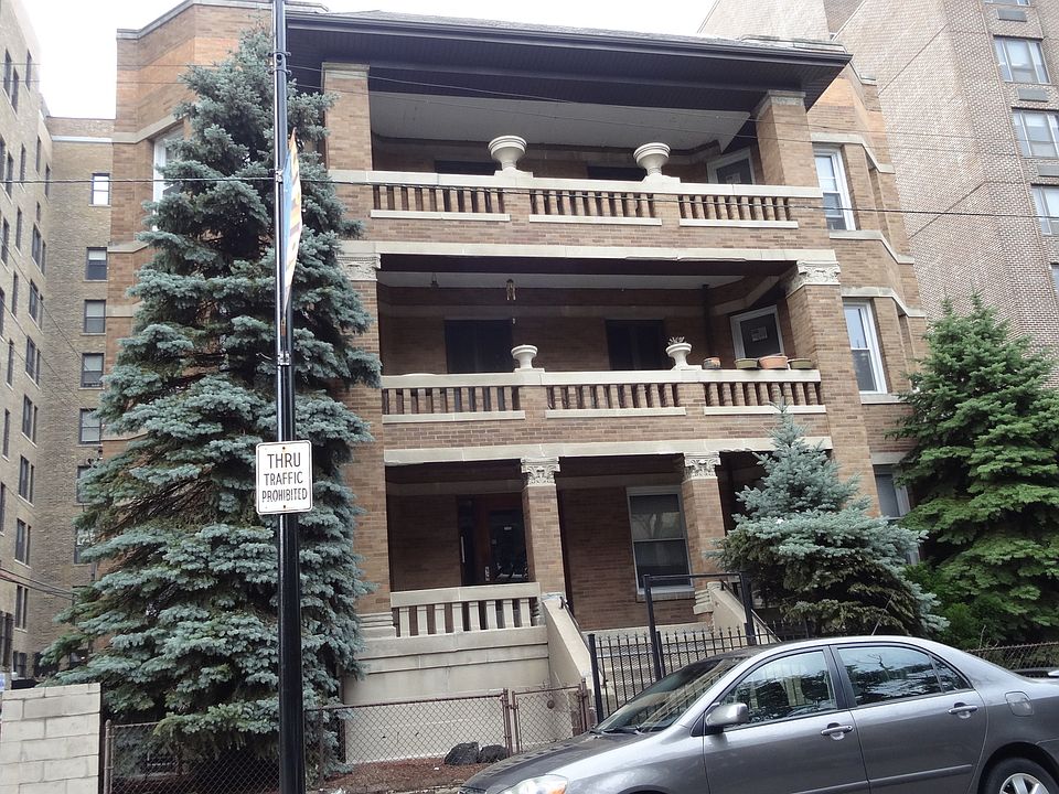 1st image of 940 W Argyle St APT 1W