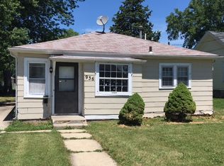 936 4th Ave, Aurora, IL 60505