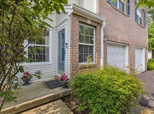 302 Berkshire Dr, Princeton, NJ 08540