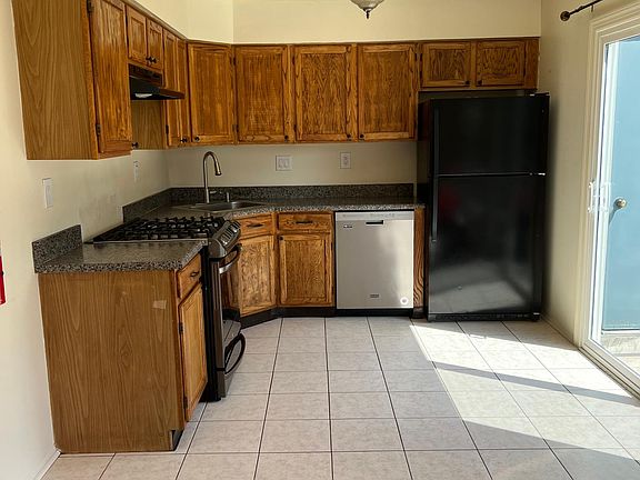 2nd image of 161 McNair Ct