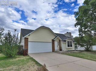 3985 Meadowdale Pl, Colorado Springs, CO 80906