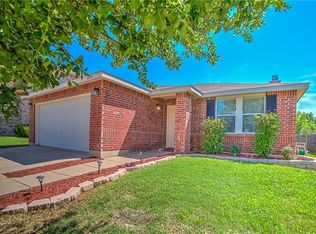 8309 Redheart St, Arlington, TX 76002