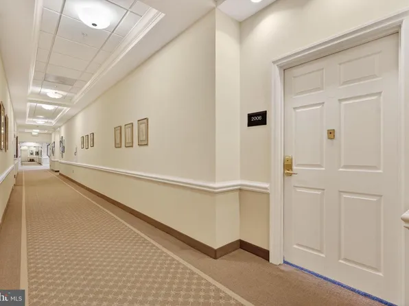 2006 Windrow Dr, Princeton, NJ 08540