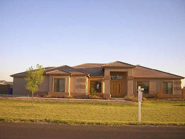 1st image of 755 W Via de Palmas Street