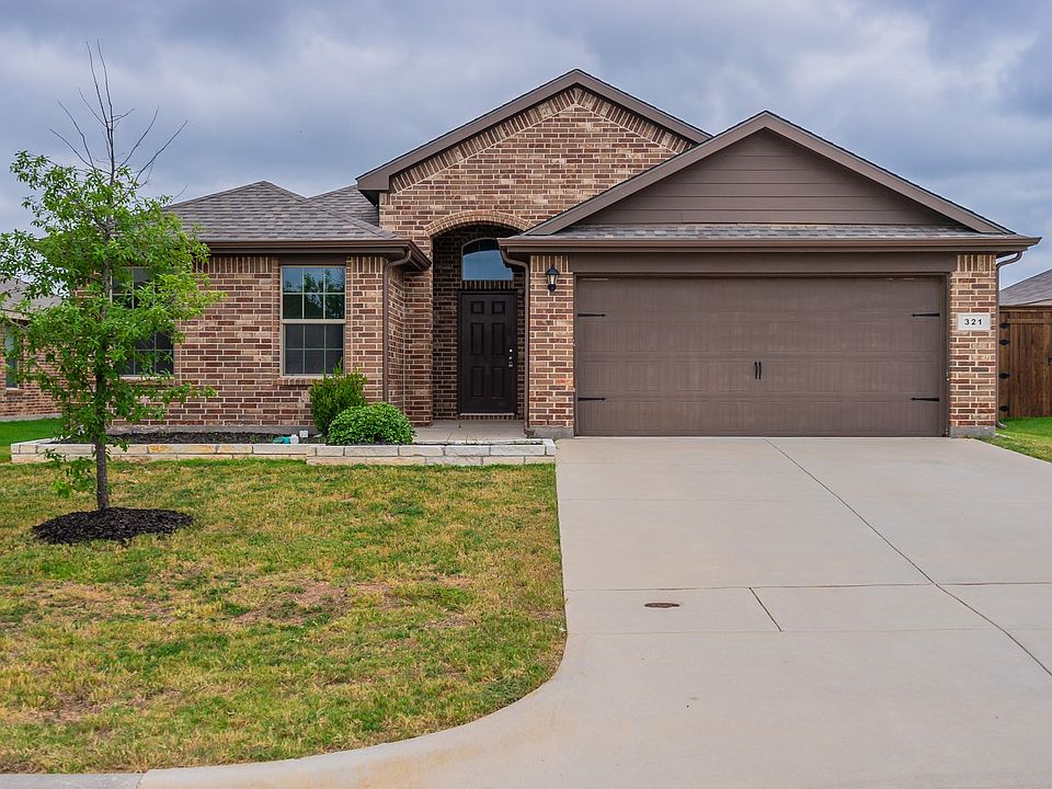 1st image of 321 Triple Crown Ln