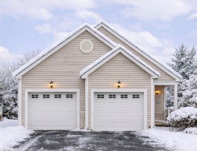 5563 Lakewood Trl, Canandaigua, NY, 14424