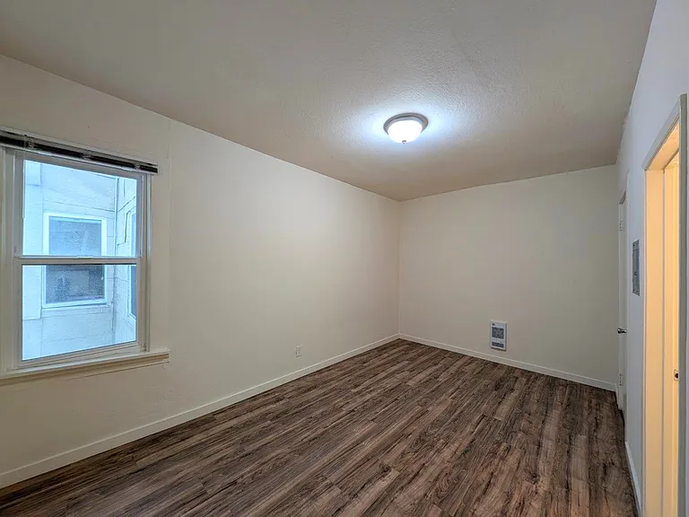 2109 Kala Bagai Way — Photo 21