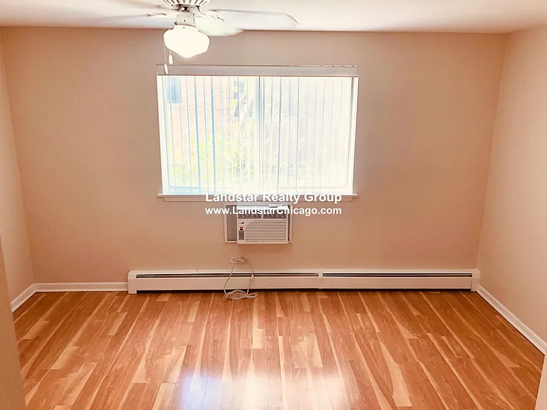 7335 N Ridge Blvd #205 — Photo 6