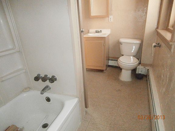 2nd image of 230 School St