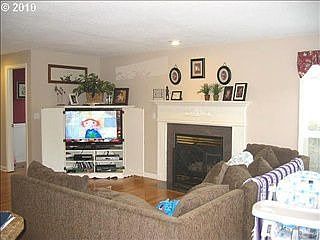 3rd image of 3519 SE 186th Ave
