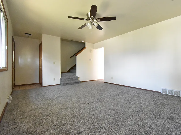 9306 Florence Dr — Photo 3