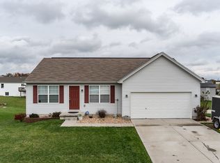412 Lost Creek Dr, Walton, KY
