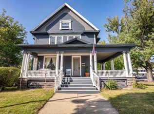 629 Broadway Ave, Wisconsin Dells, WI 53965