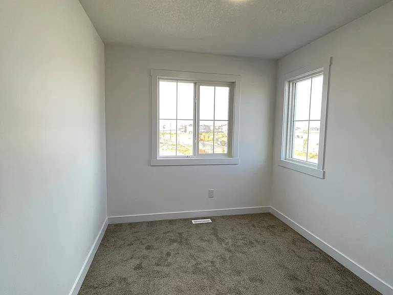 7110 Keswick Dr SW — Photo 2