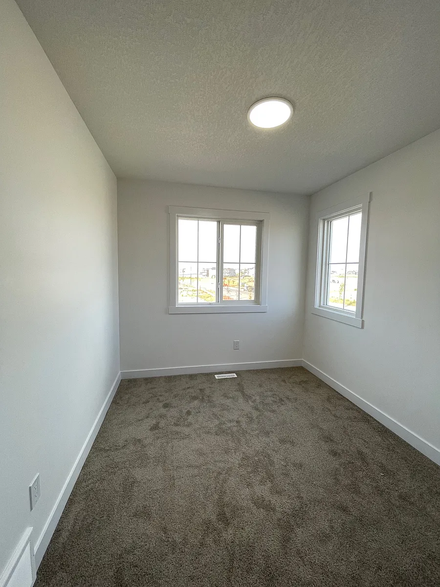 Building Photo - 7110 Keswick Dr SW