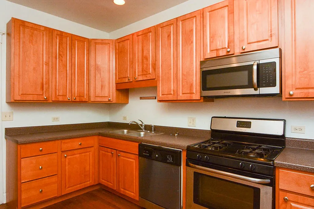 Dreamy 3 Bed, 1 Bath at Logan + Mozart (Logan Square) — Photo 3