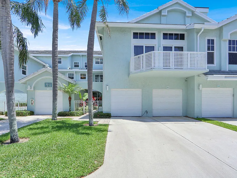 1506 Mizzenmast Way — Photo 3