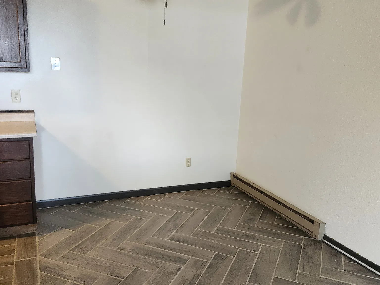 2 bed, 900 sqft, $1,000 — Photo 4