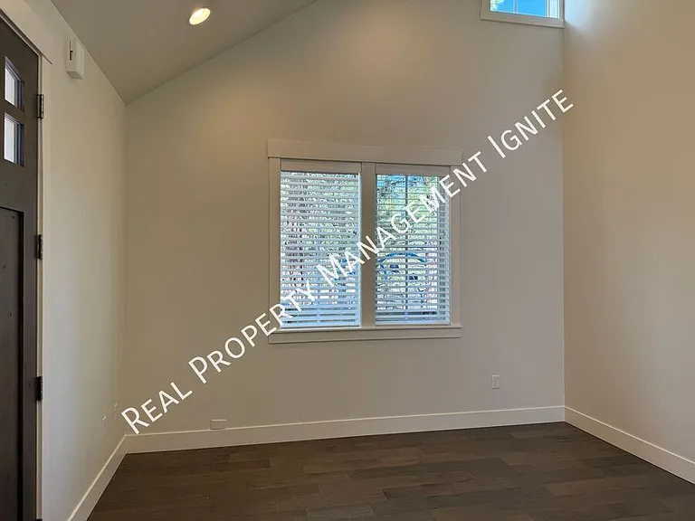 2242 NW Reserve Camp Ct — Photo 26