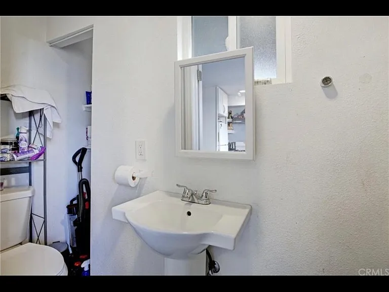 4338 E 3rd St #1/2 — Photo 9