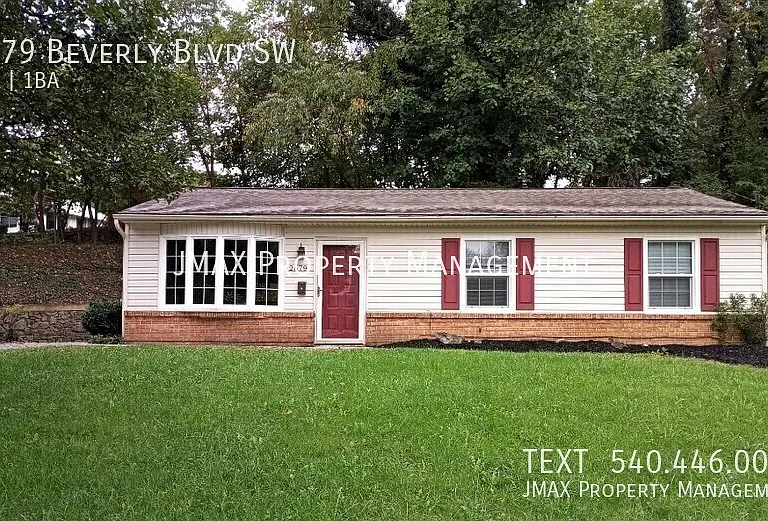 2679 Beverly Blvd SW — Photo 1