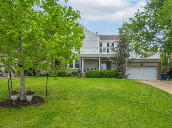 1117 Tedford Way, Nichols Hills, OK 73116