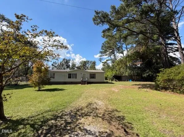 1230 Hickory Crossroads Rd, Kenly, NC 27542