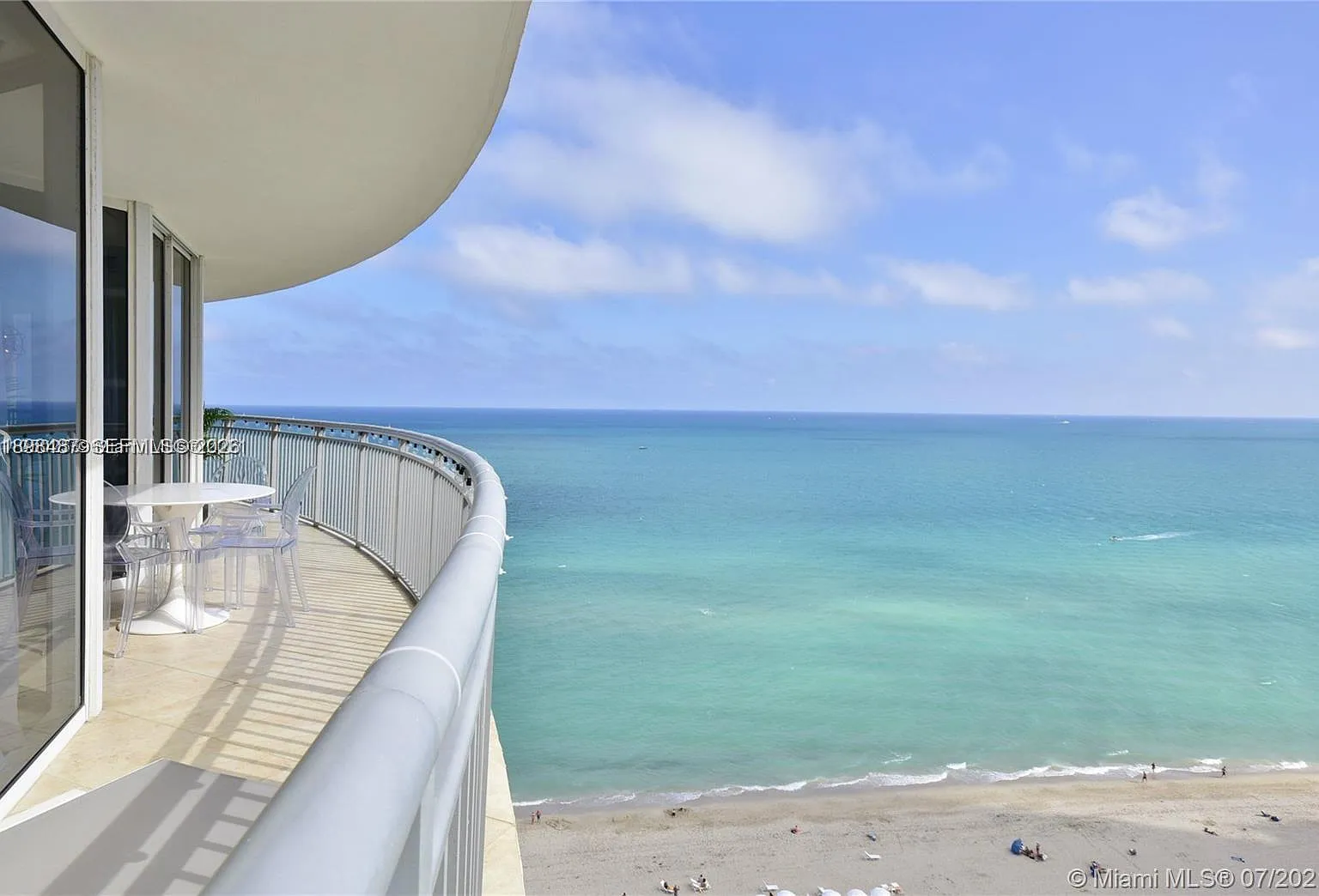 Ocean Point Beach Club Co — Photo 3