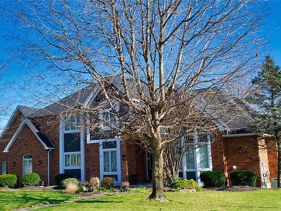3rd image of 112 Sherwood Dr