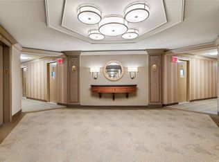 1 Bay Club Dr APT 4G, Flushing, NY 11360