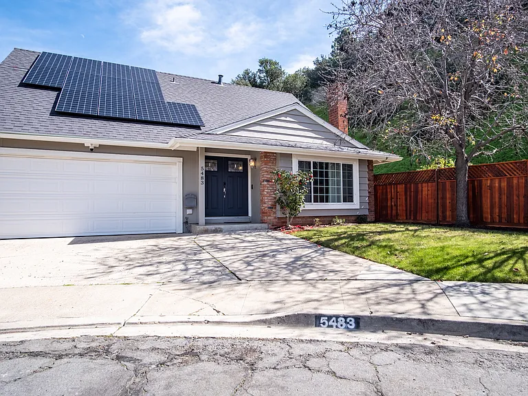 5483 Maisel Way — Photo 45