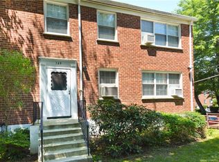 17 Fieldstone Dr APT 149, Hartsdale, NY 10530