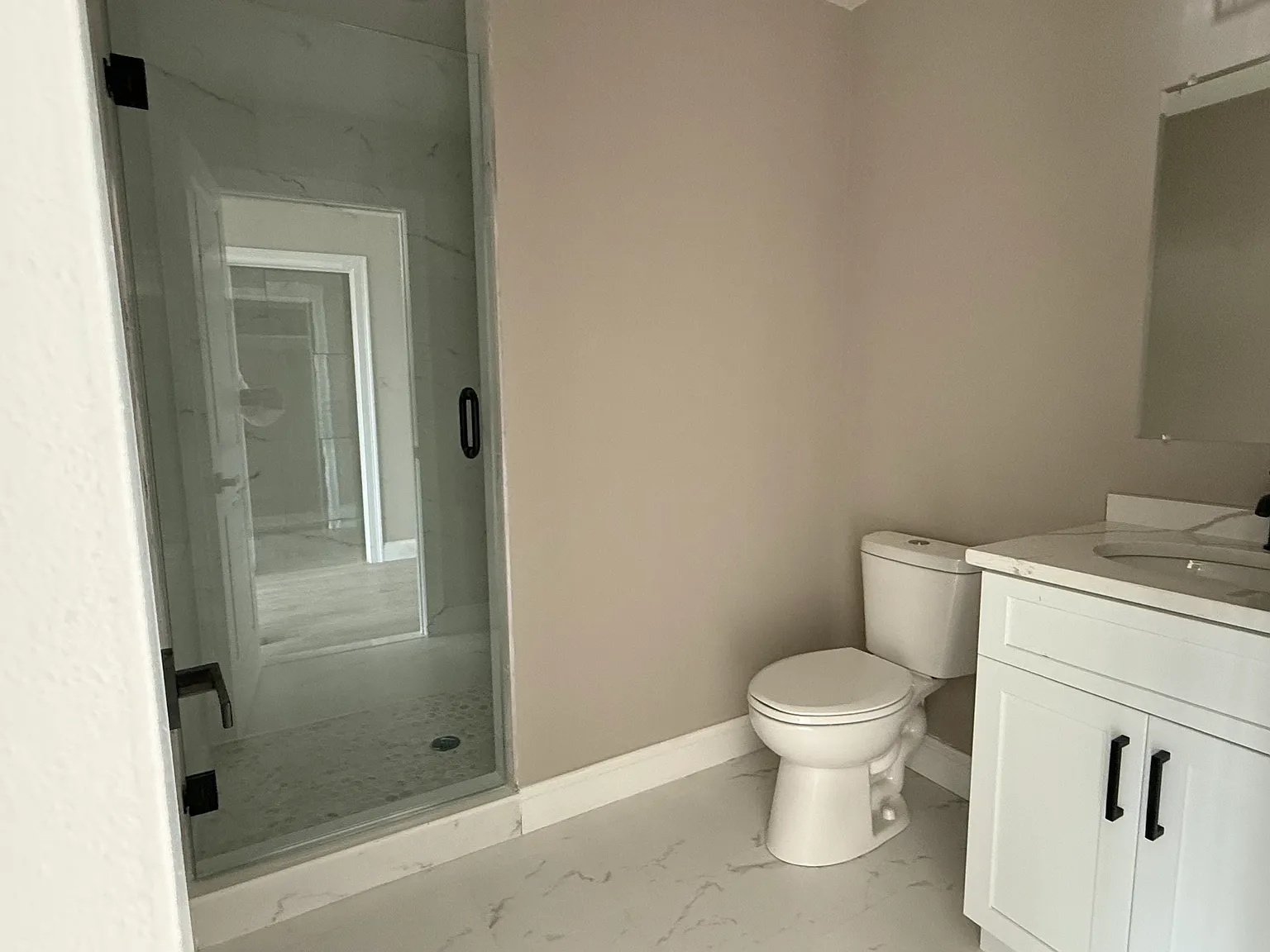 1 bed, 740 sqft, $2,500 — Photo 2