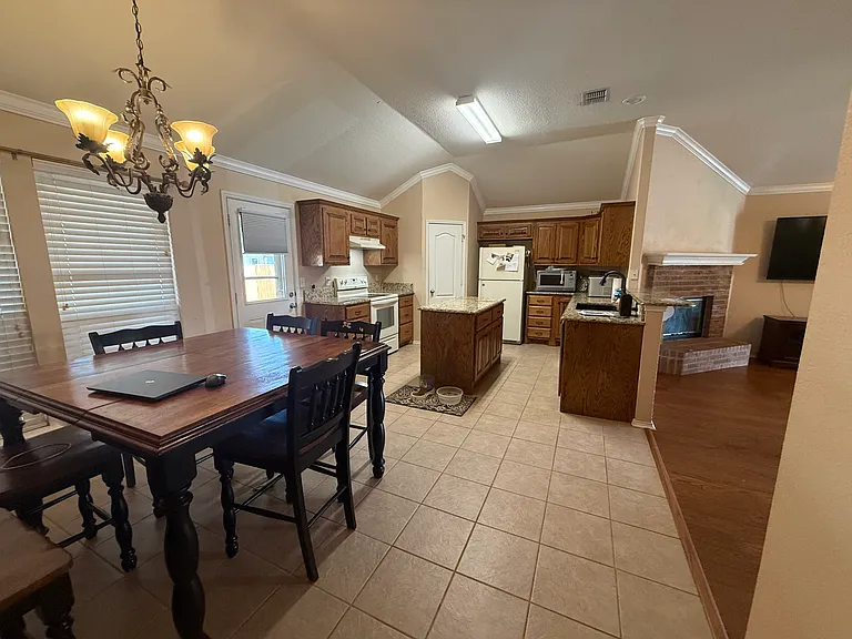 4206 Beryl Ln — Photo 4