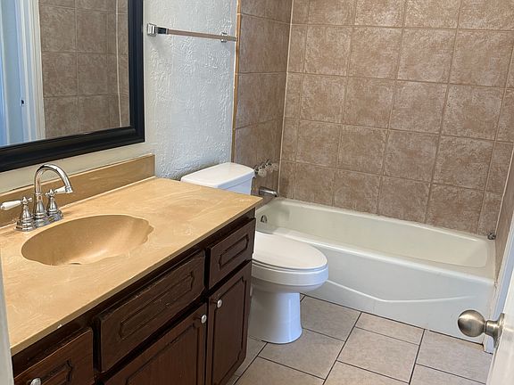 3rd image of 1808 Southcrest Dr #1808