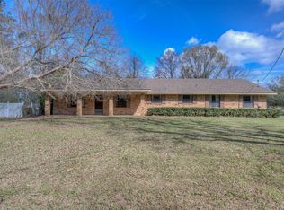 816 Bogan Ln, Coushatta, LA 71019