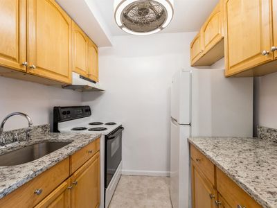 210 Bergenline Ave APT 3, Union City, NJ, 07087