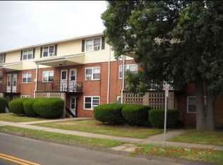 371 Mill Rock Rd, Hamden, CT 06517